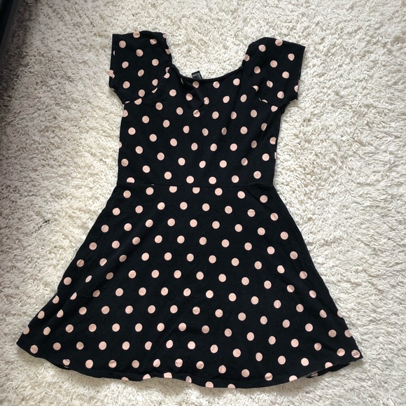 Pokadot dress - Picture 2 of 4